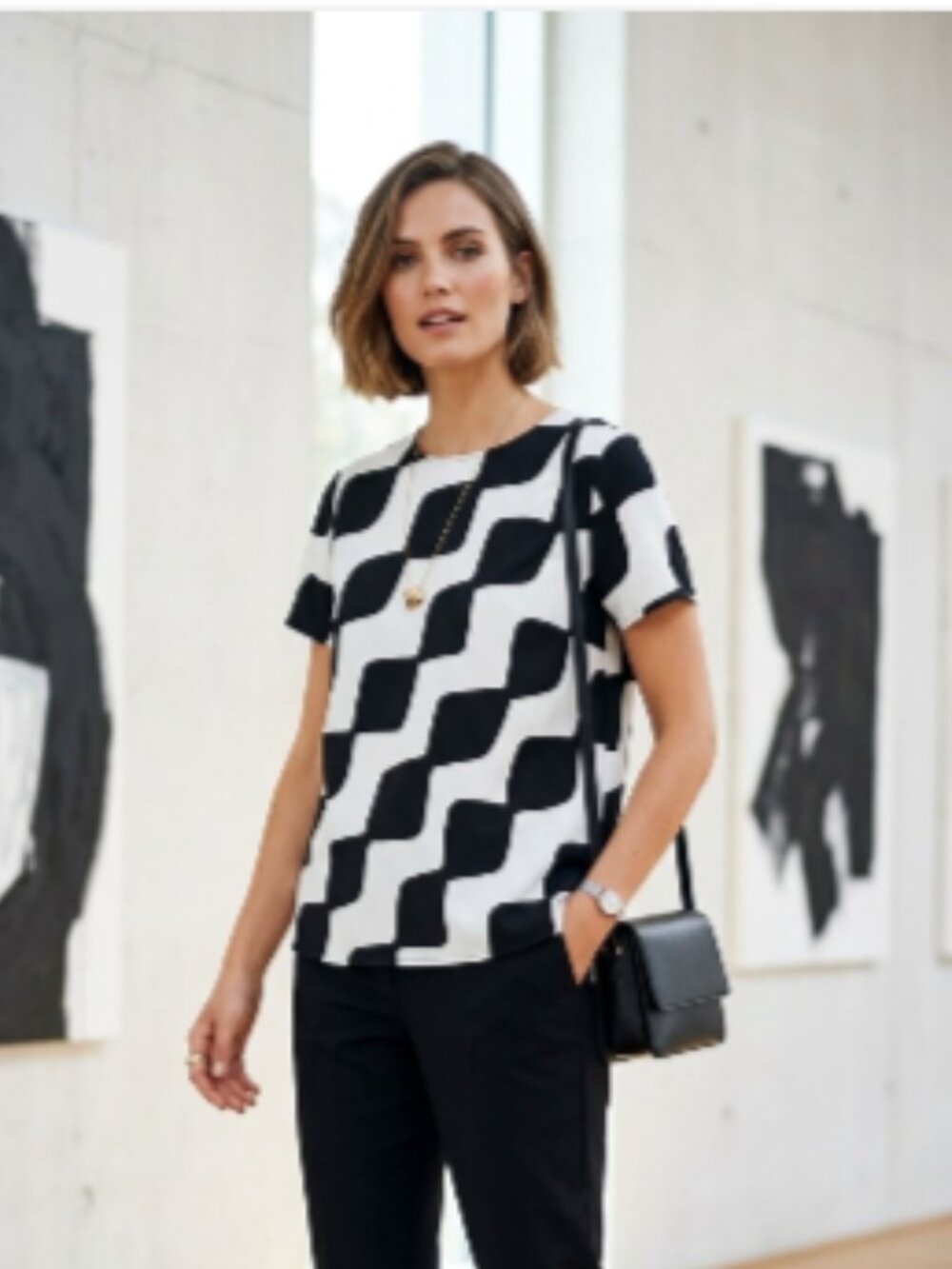 Marella ART.365 Black White Wavy Diamond Print Short Sleeve Blouse Top 8